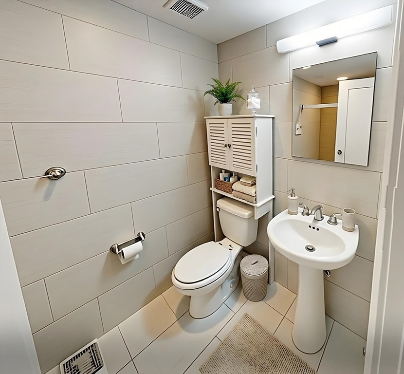property viewer photo 4