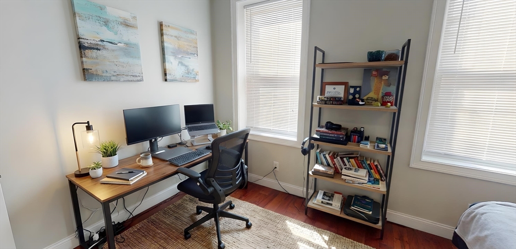 property viewer photo 6