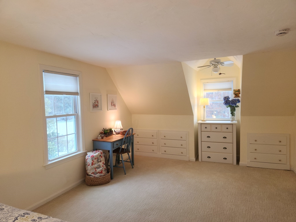 property viewer photo 18
