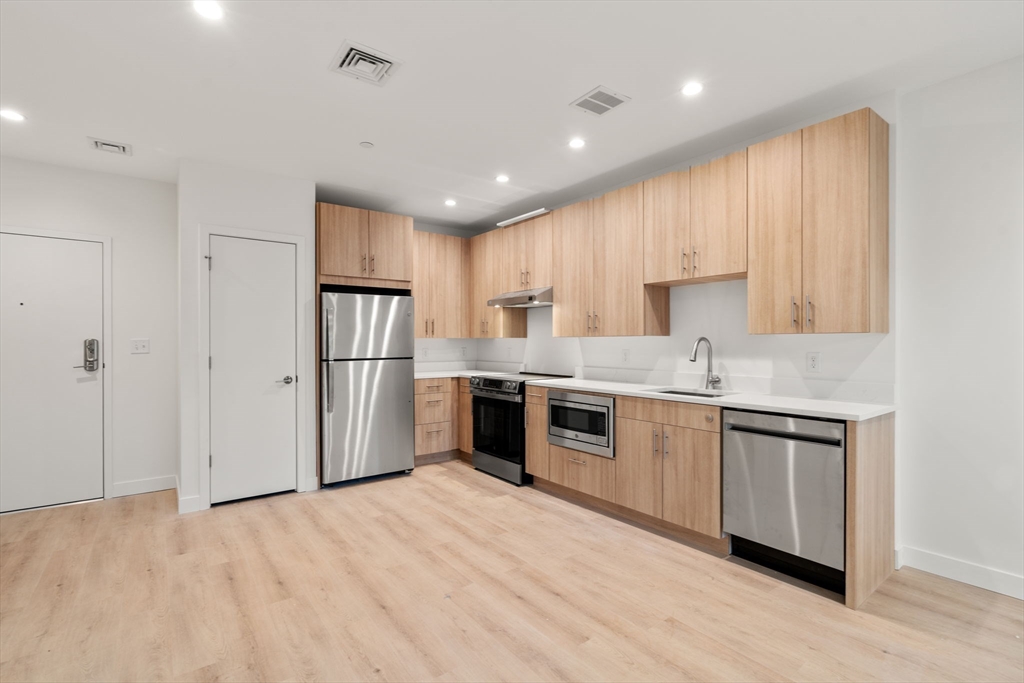 property viewer photo 19