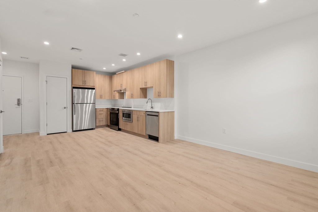 property viewer photo 20