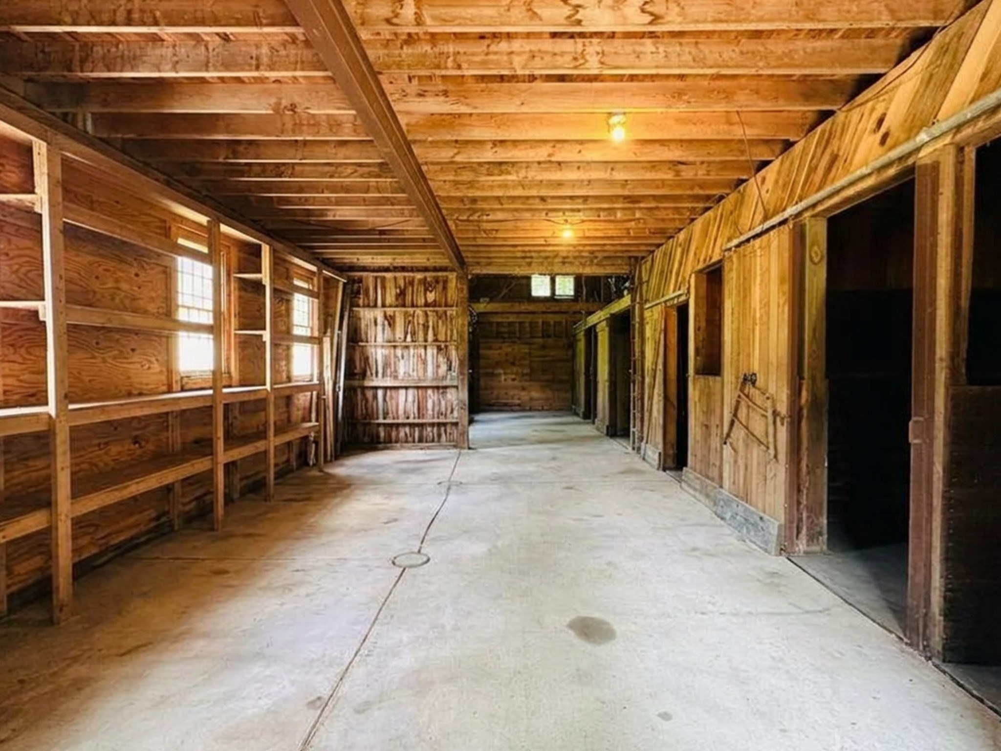 main property photo 35