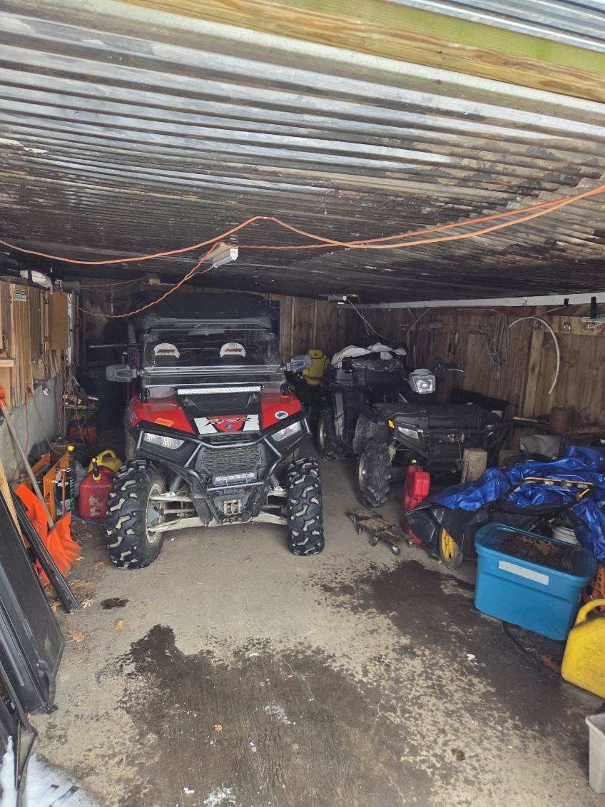 main property photo 13
