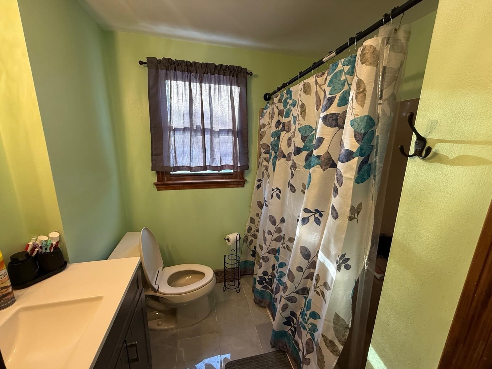 main property photo 17