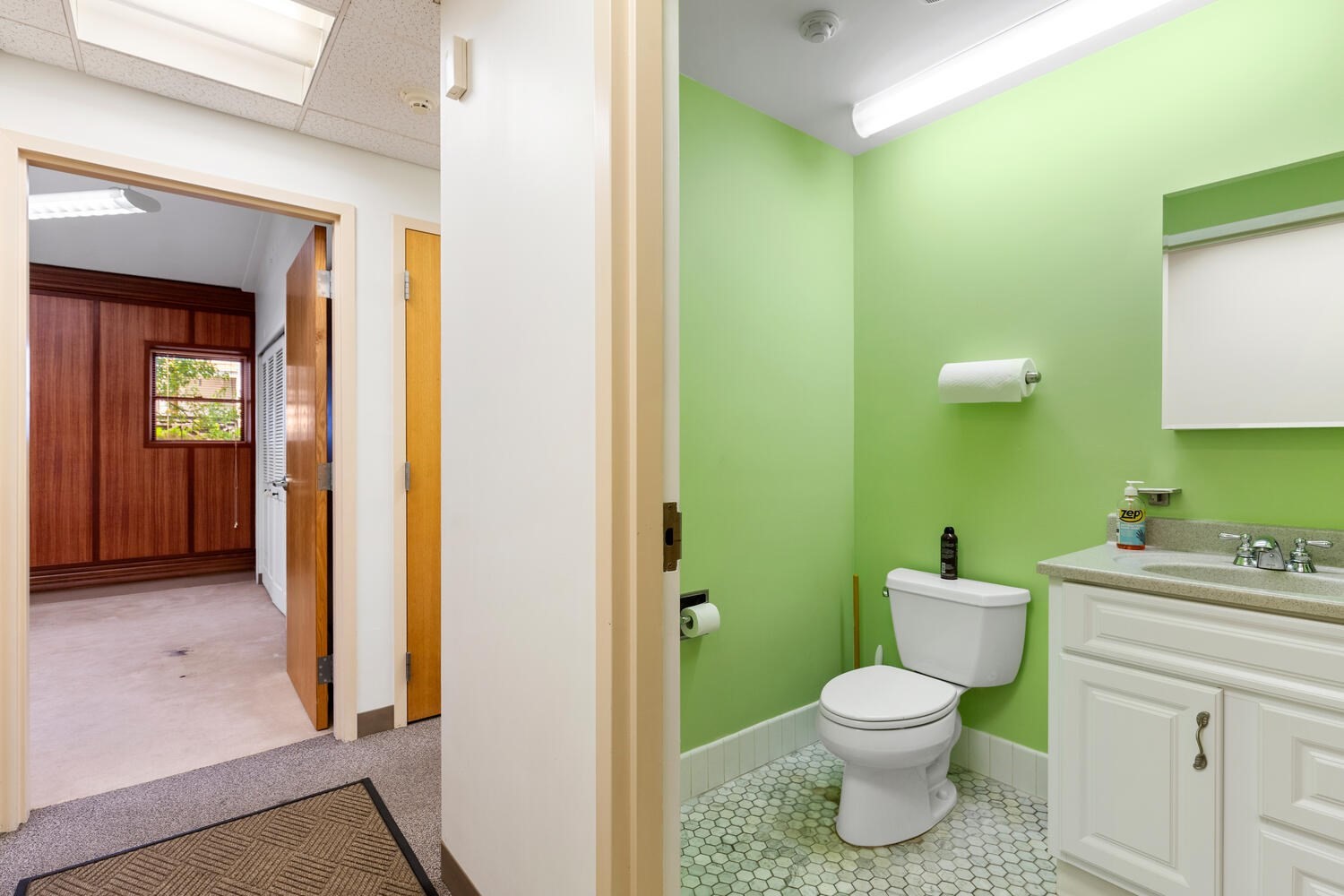 main property photo 16