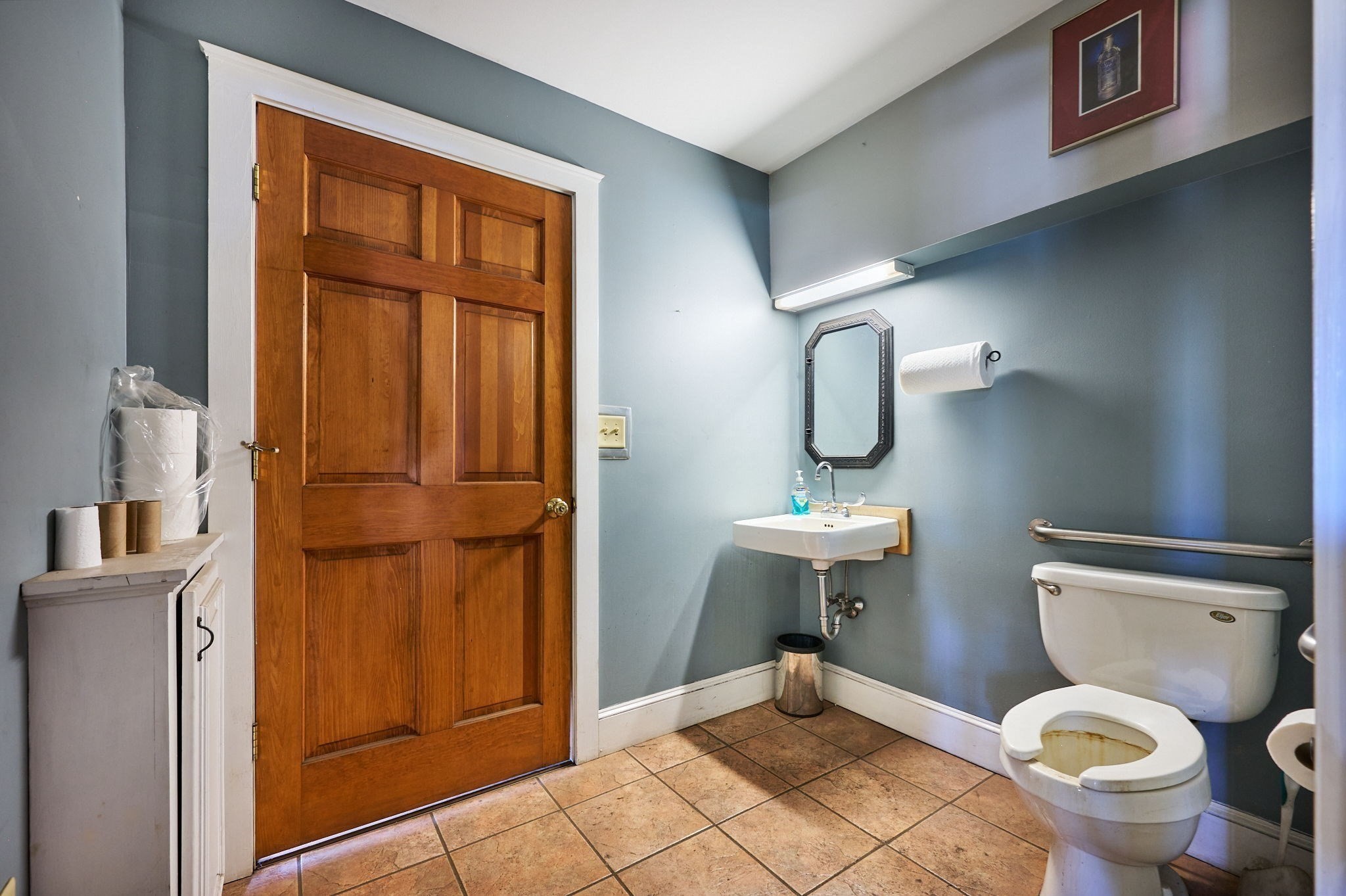 main property photo 9