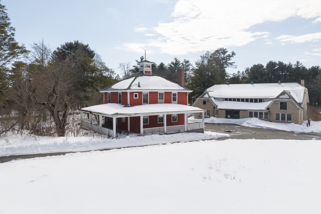 main property photo 12