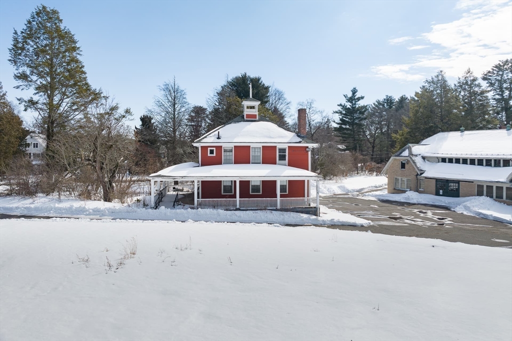 main property photo 14