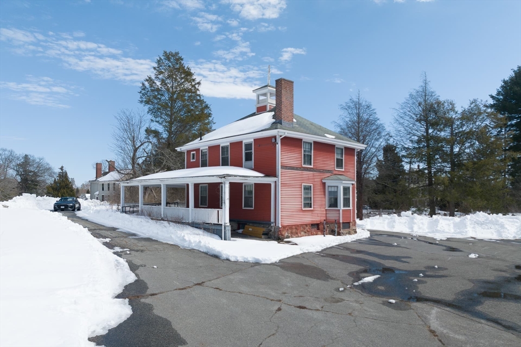 main property photo 19