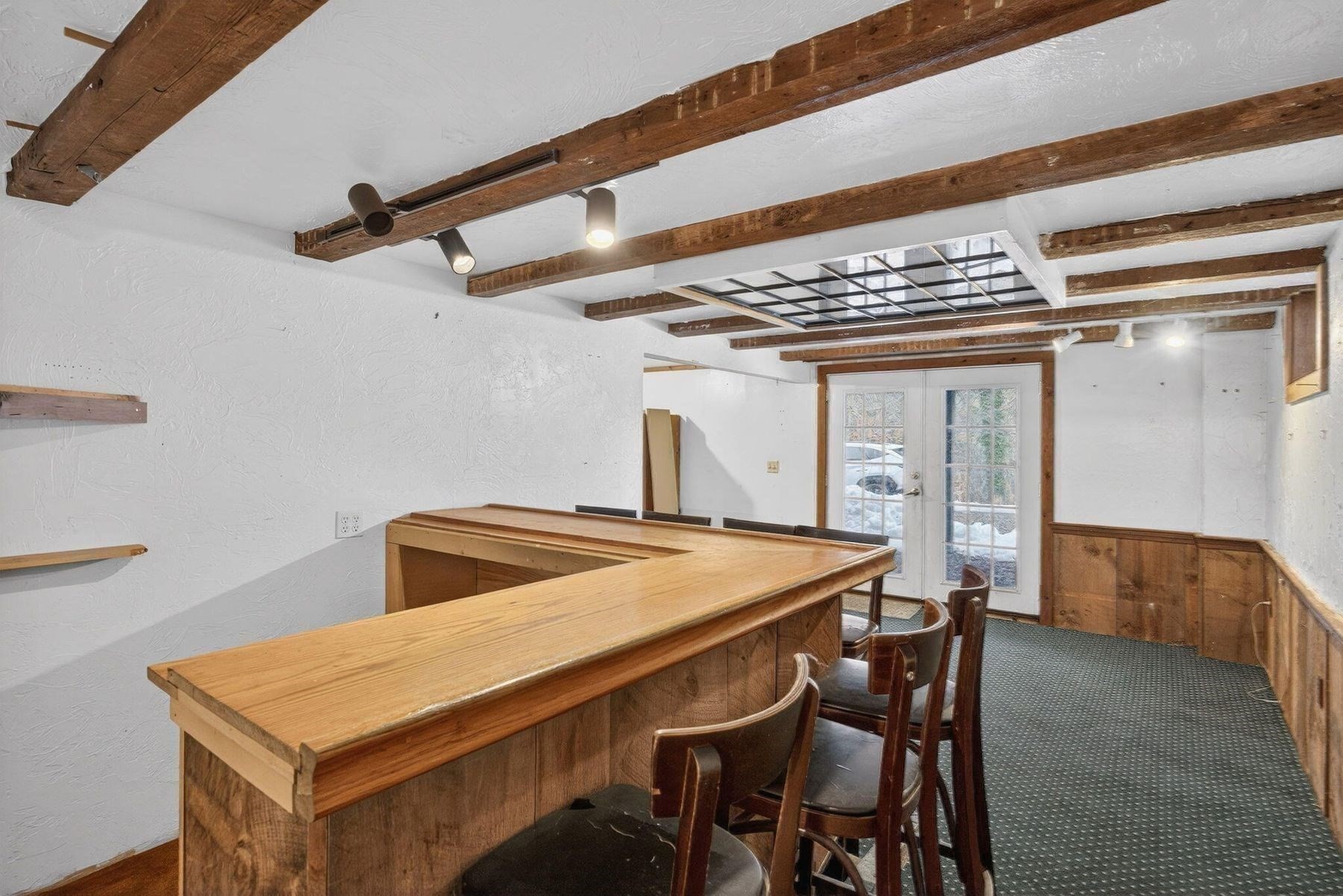 main property photo 30