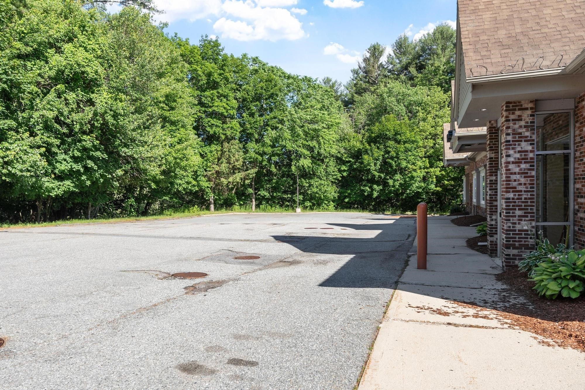main property photo 19