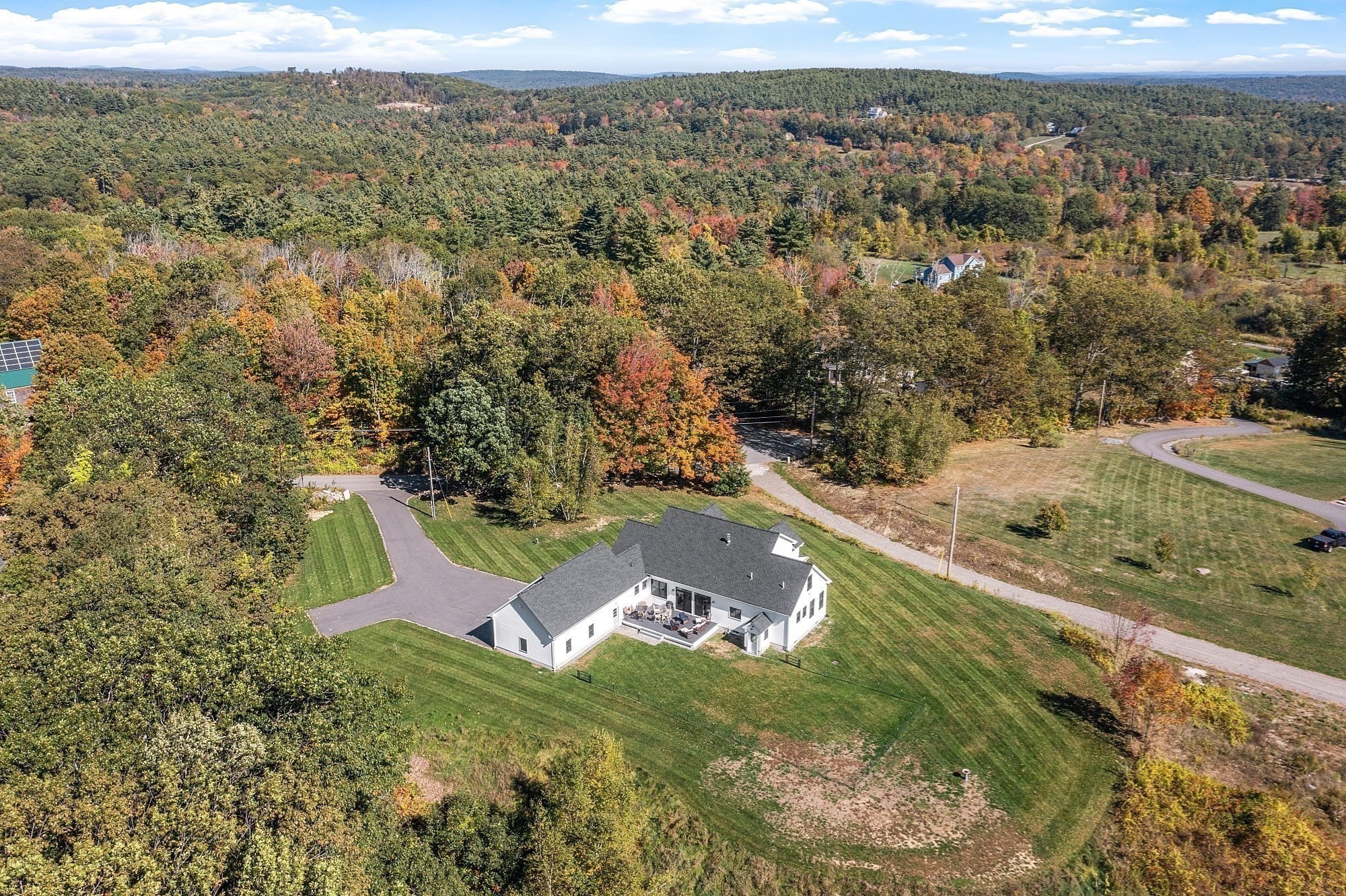 main property photo 40