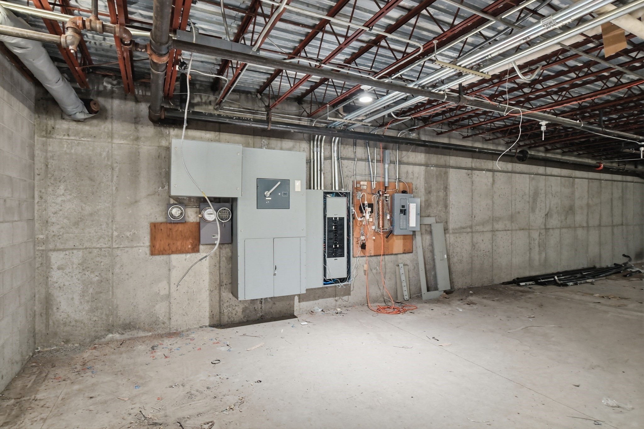 main property photo 9