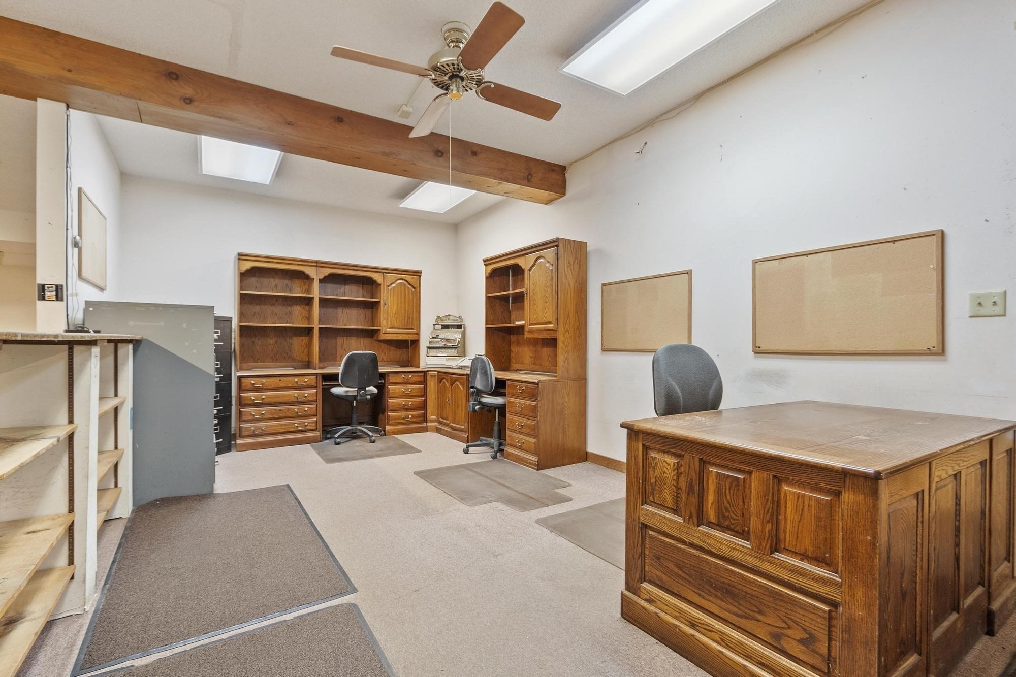 main property photo 9