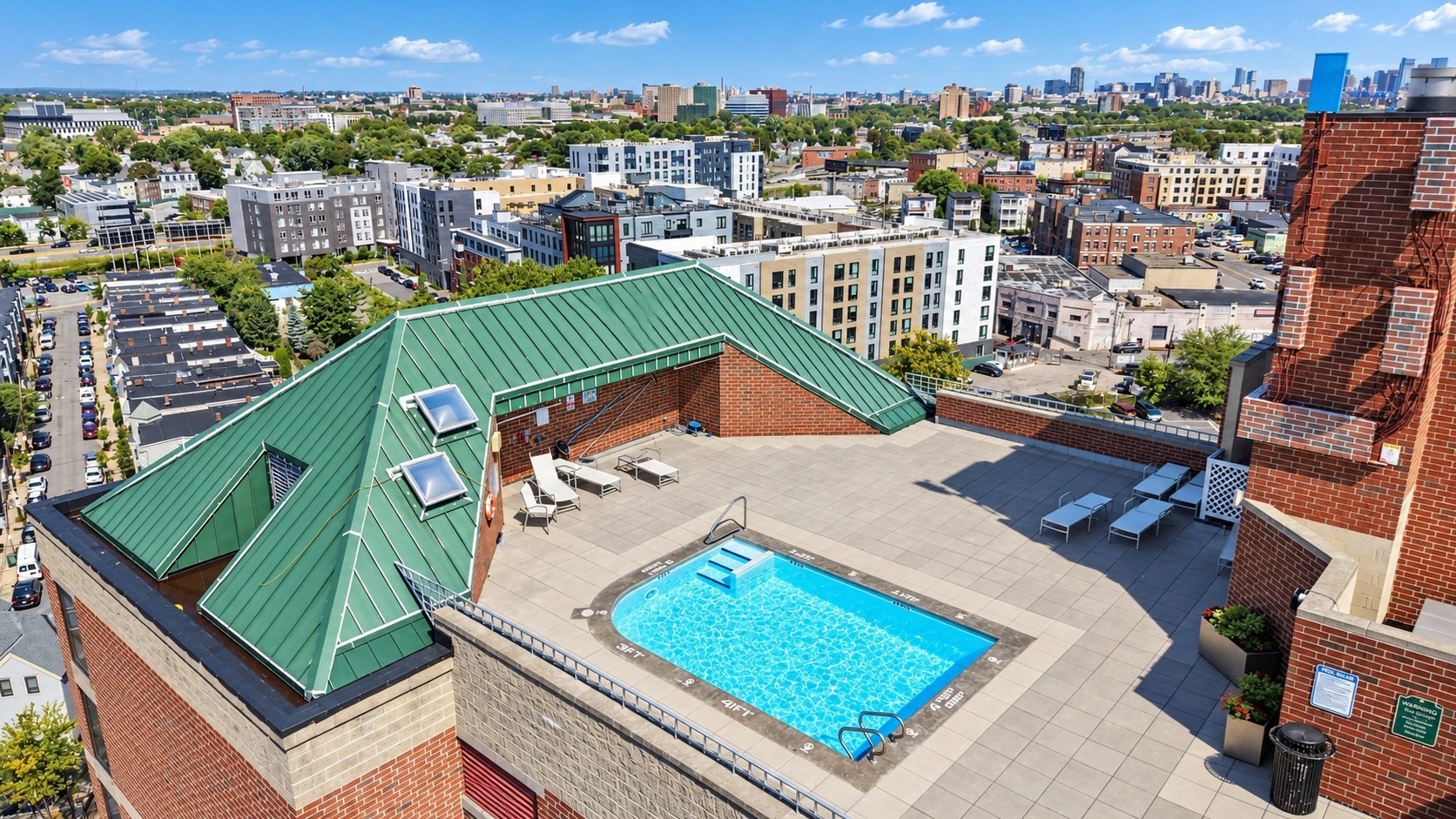 main property photo 19