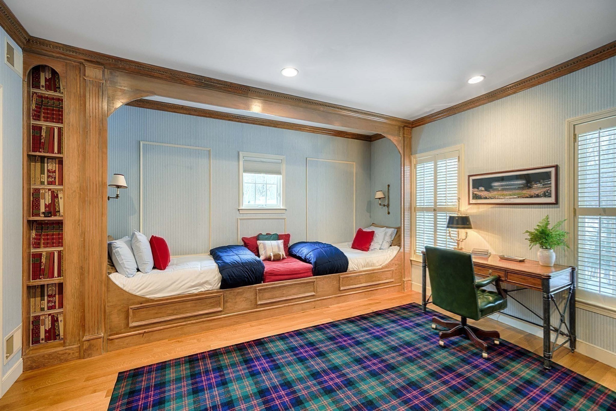 main property photo 31
