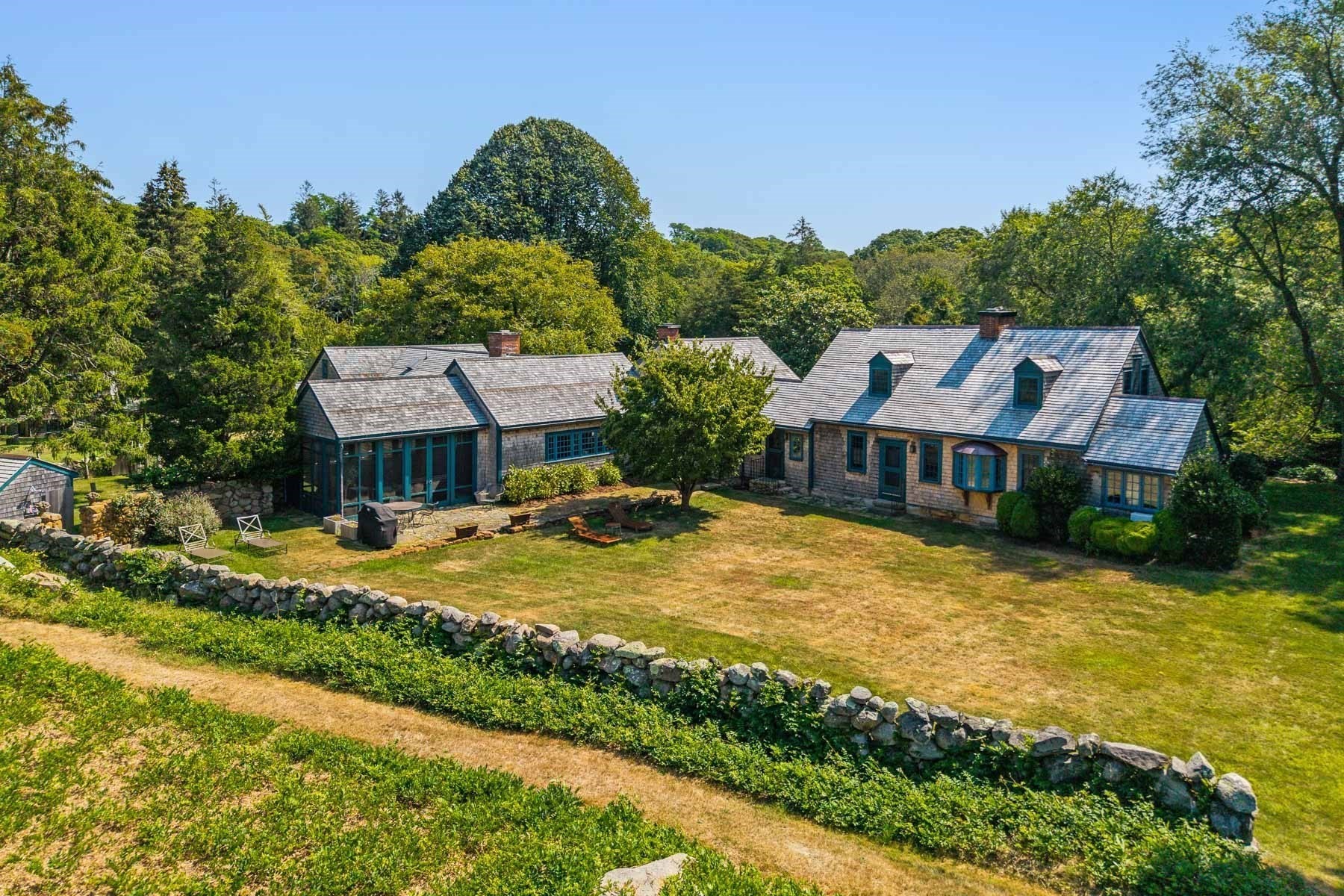 main property photo 36