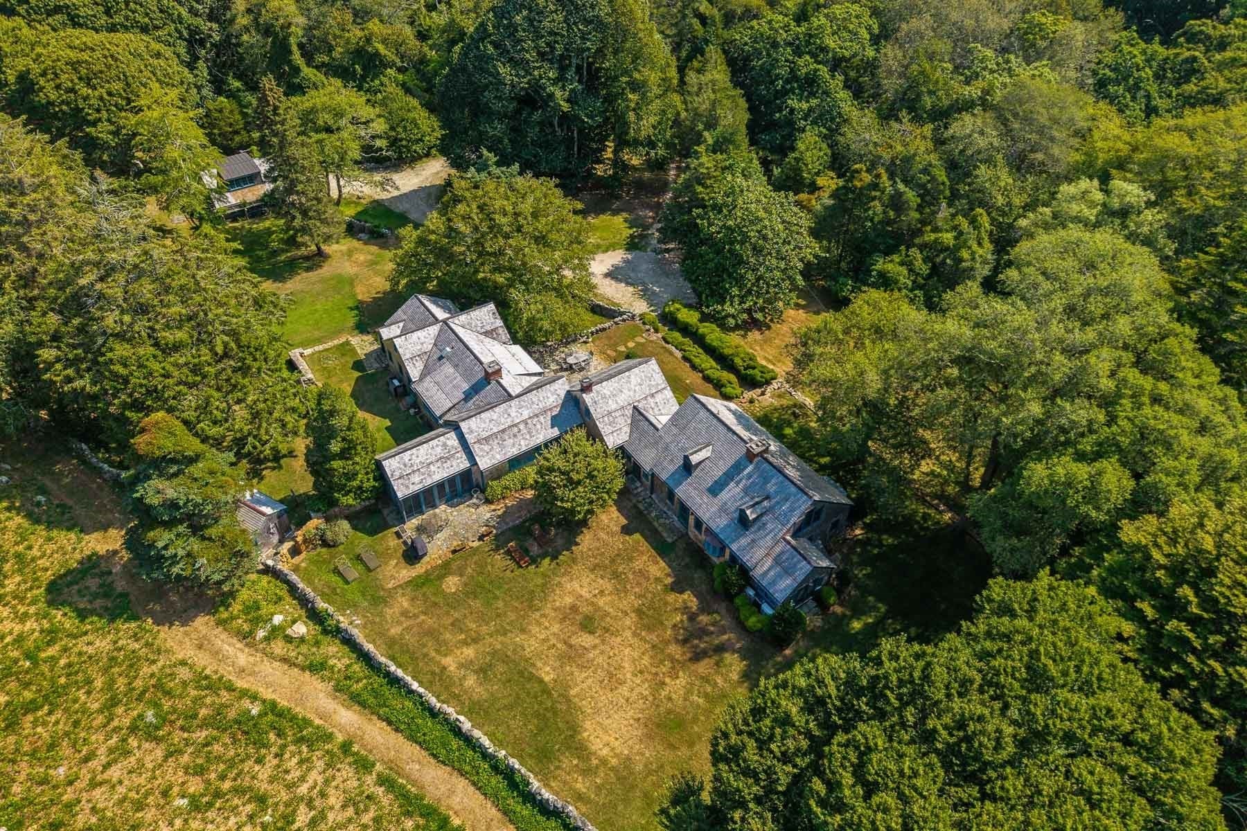 main property photo 9