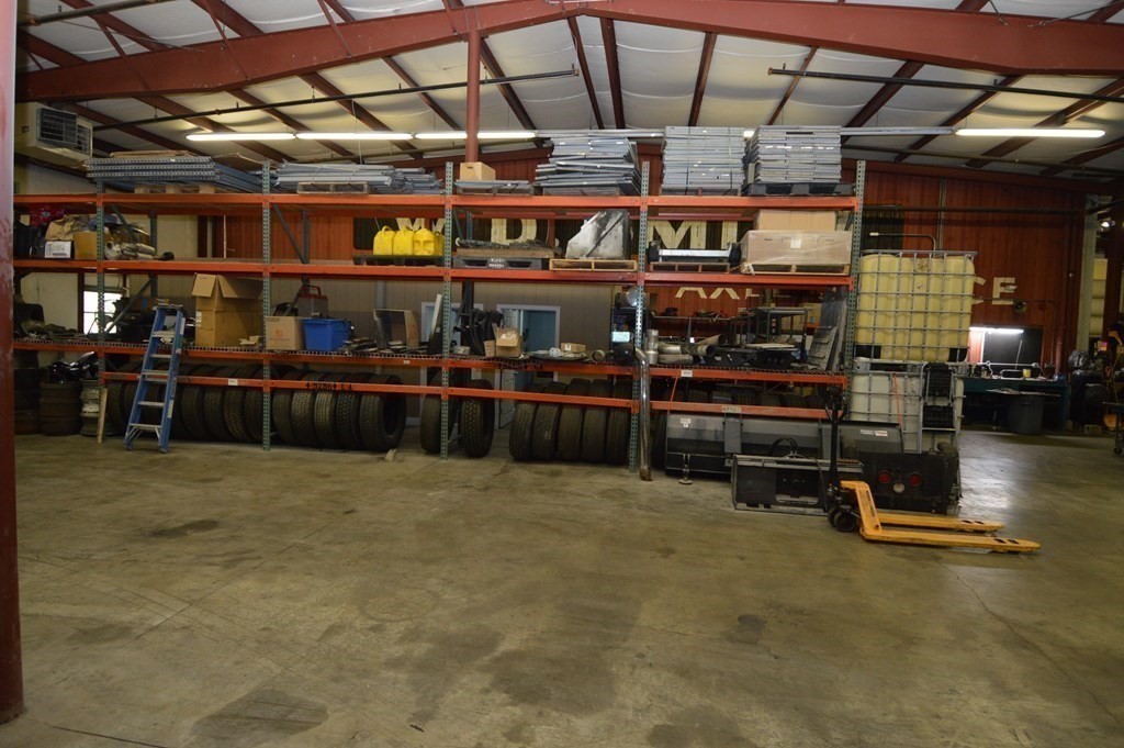 main property photo 14