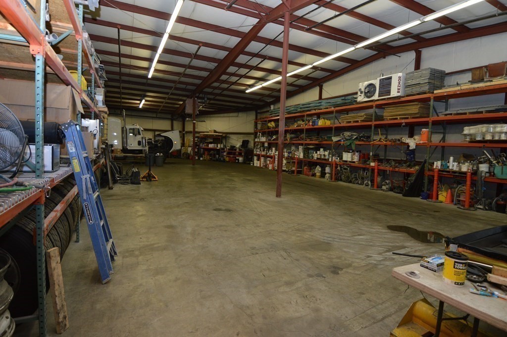 main property photo 15