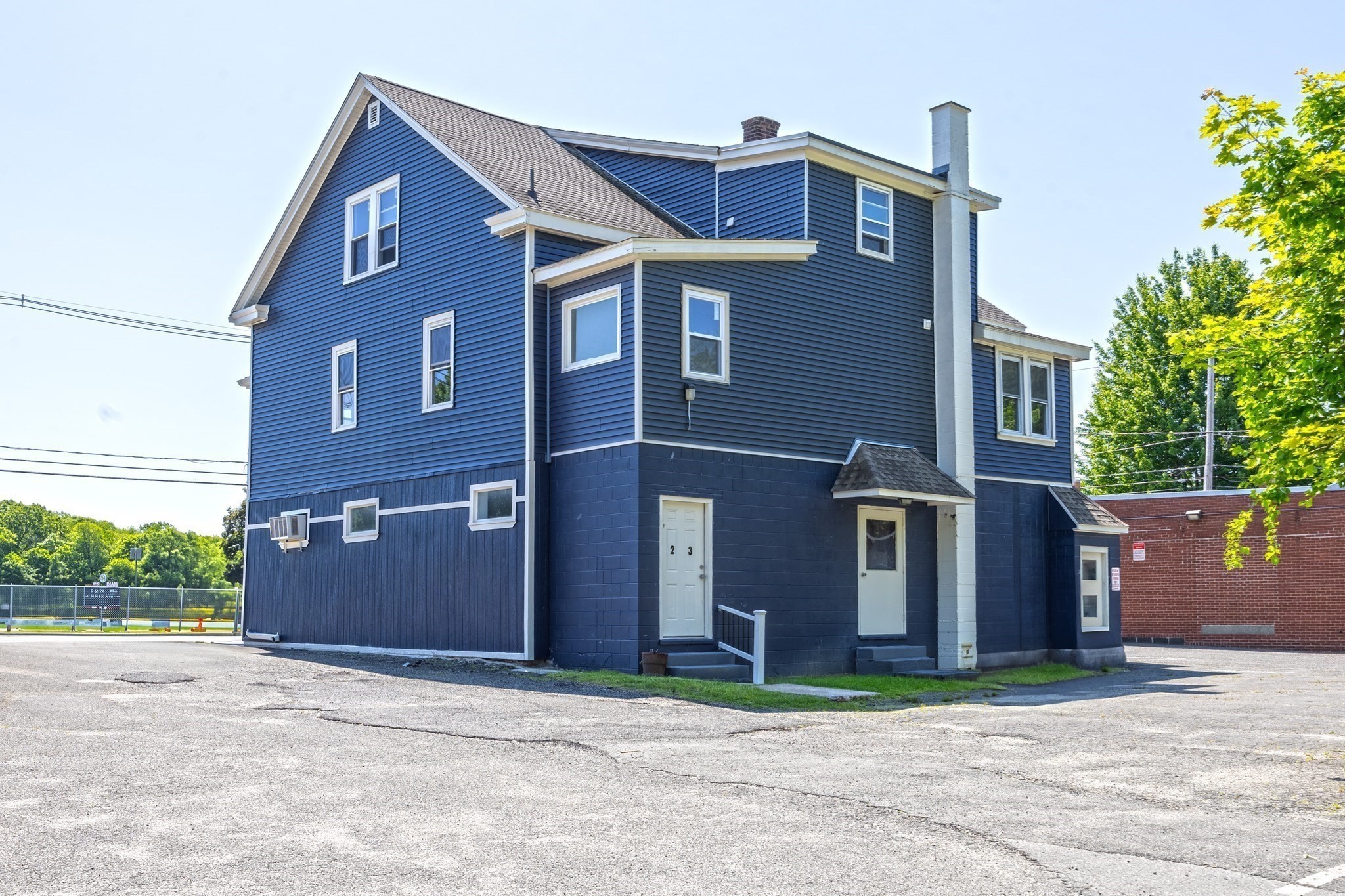 main property photo 2