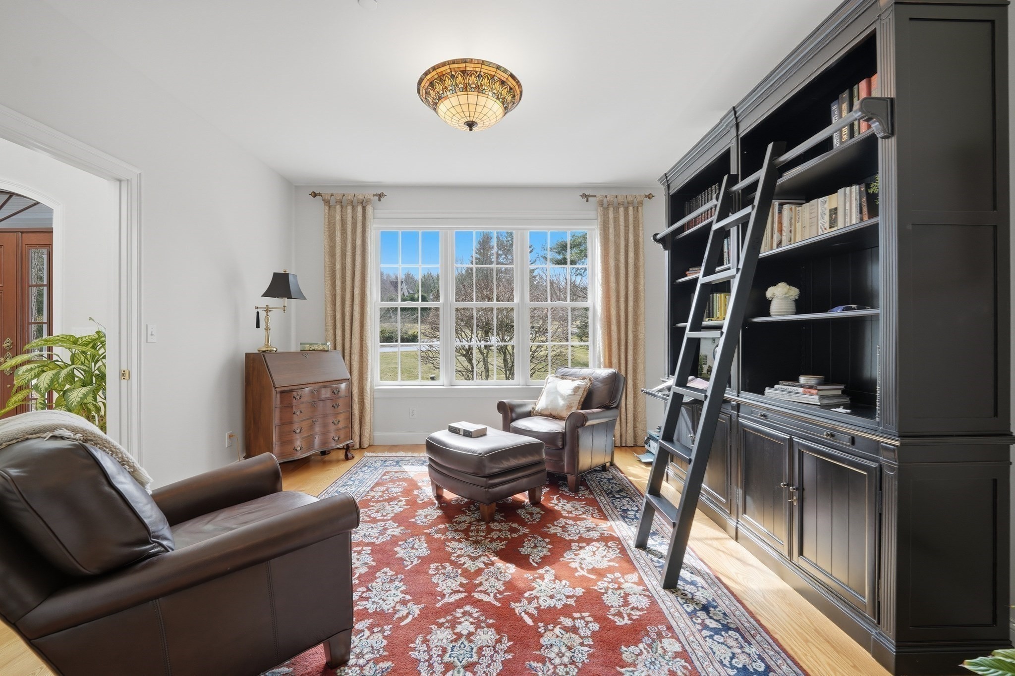 main property photo 15