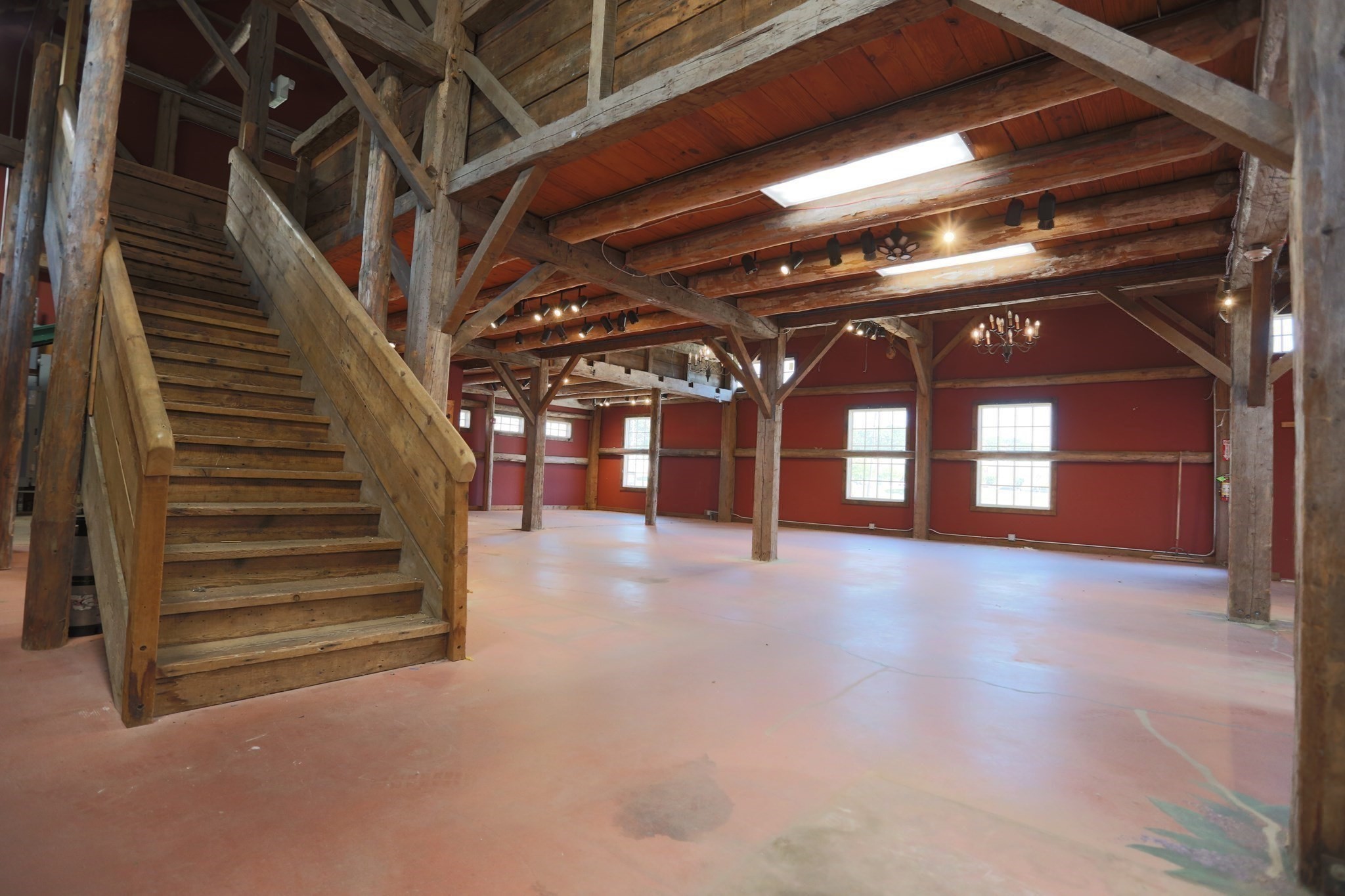 main property photo 17