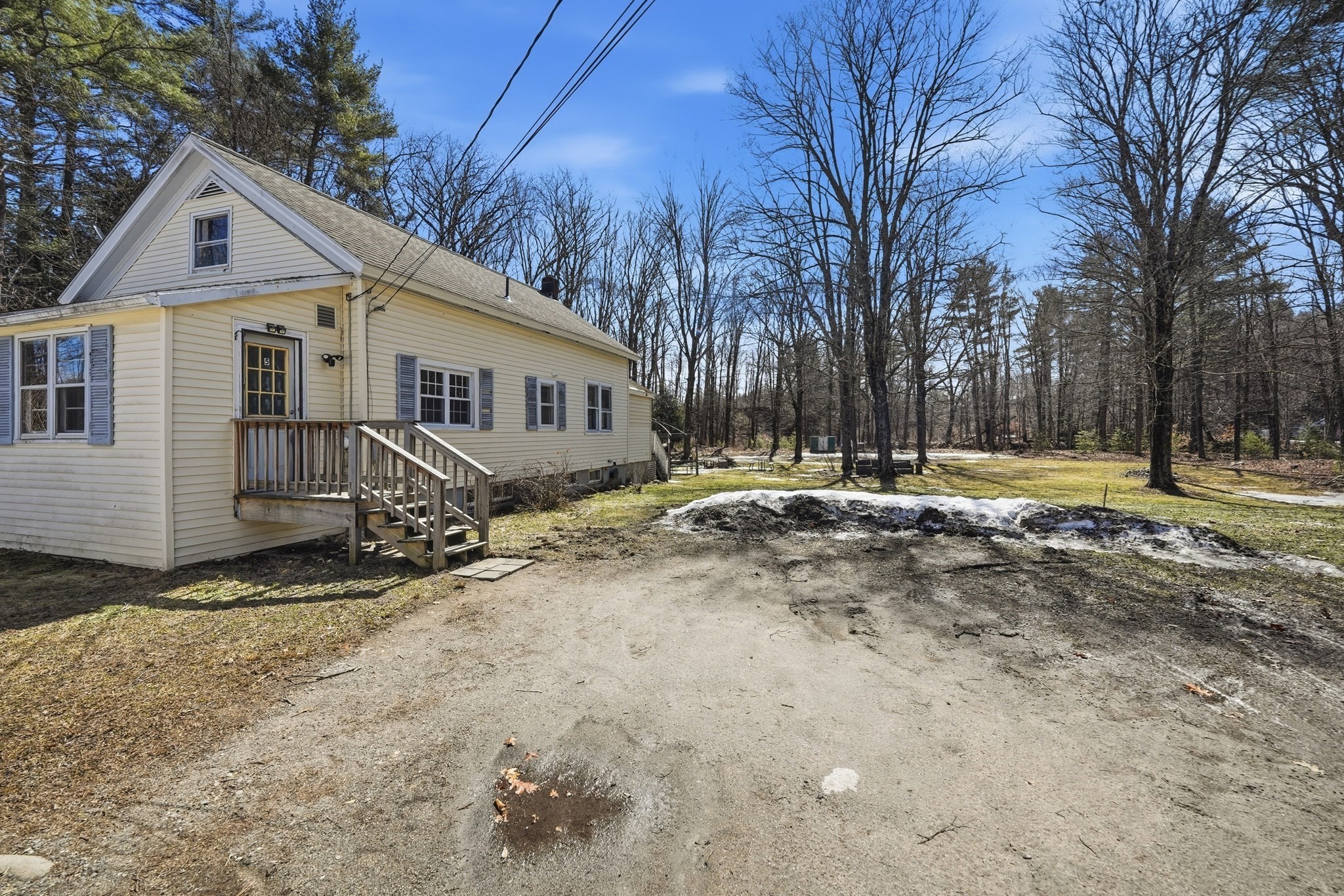 main property photo 34