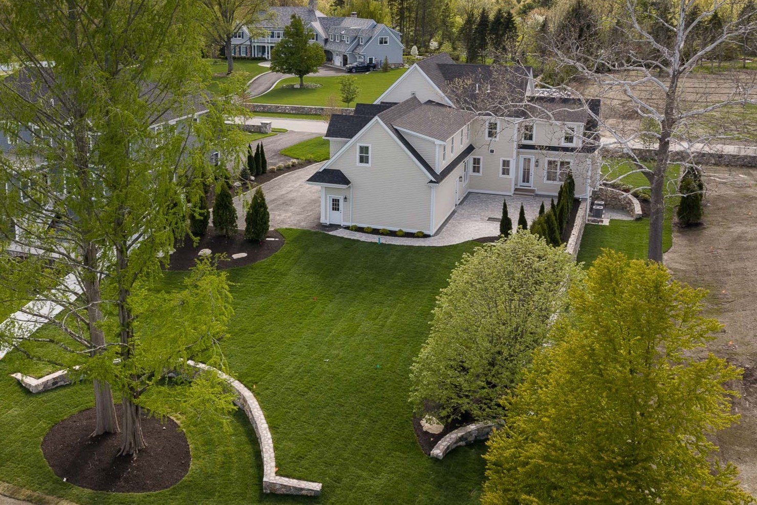 main property photo 36