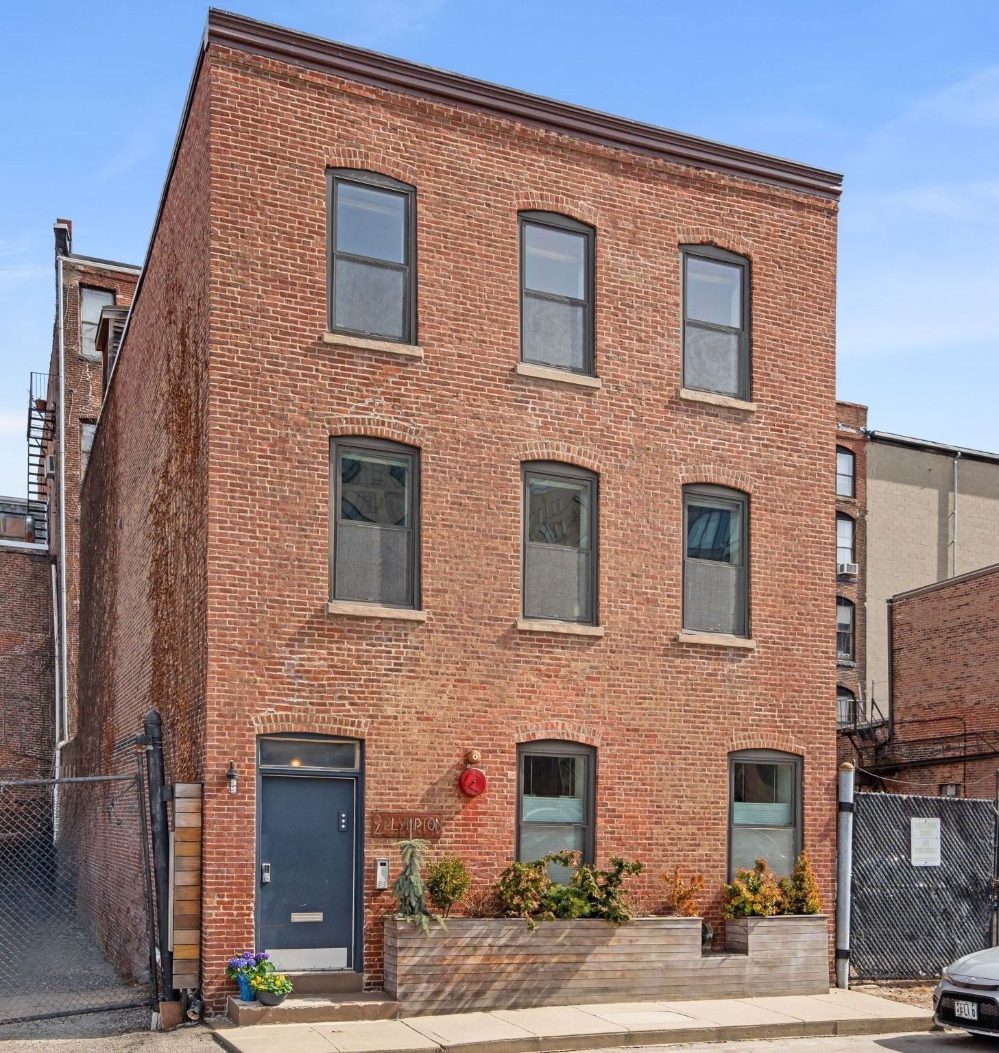 main property photo 22