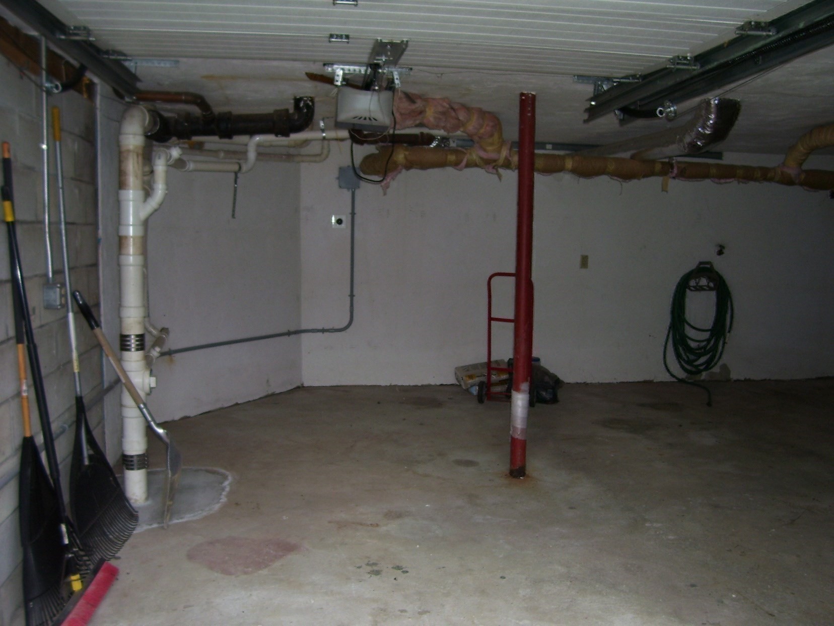main property photo 28