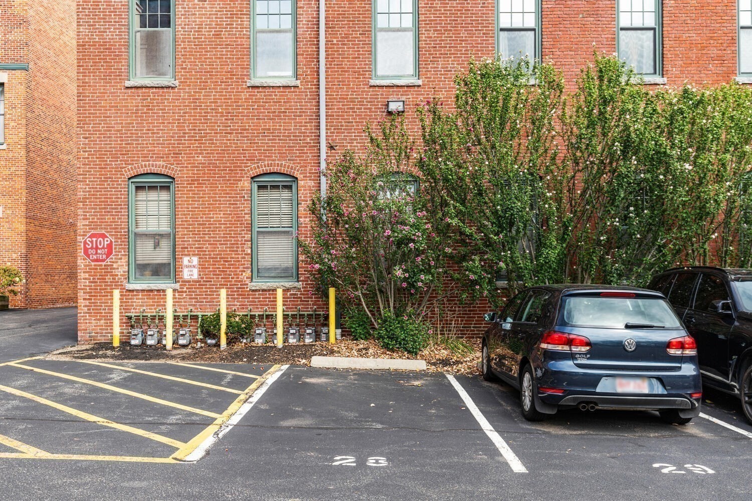 main property photo 31