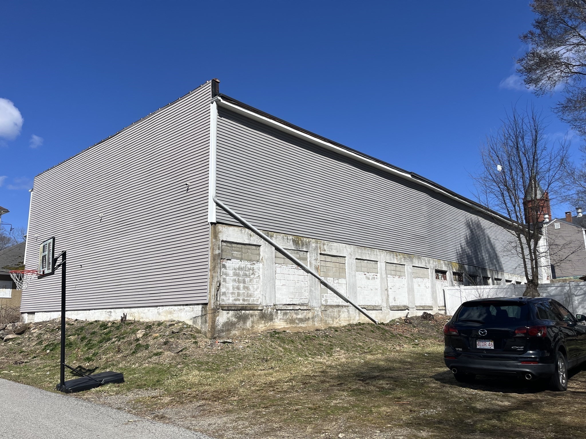main property photo 10
