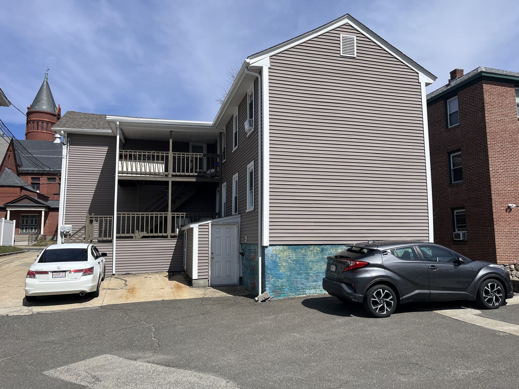main property photo 12