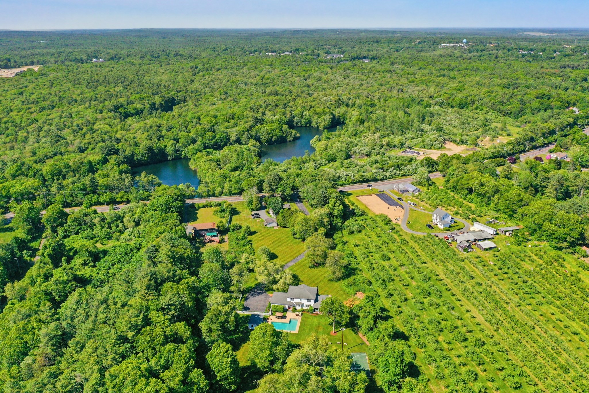 main property photo 40