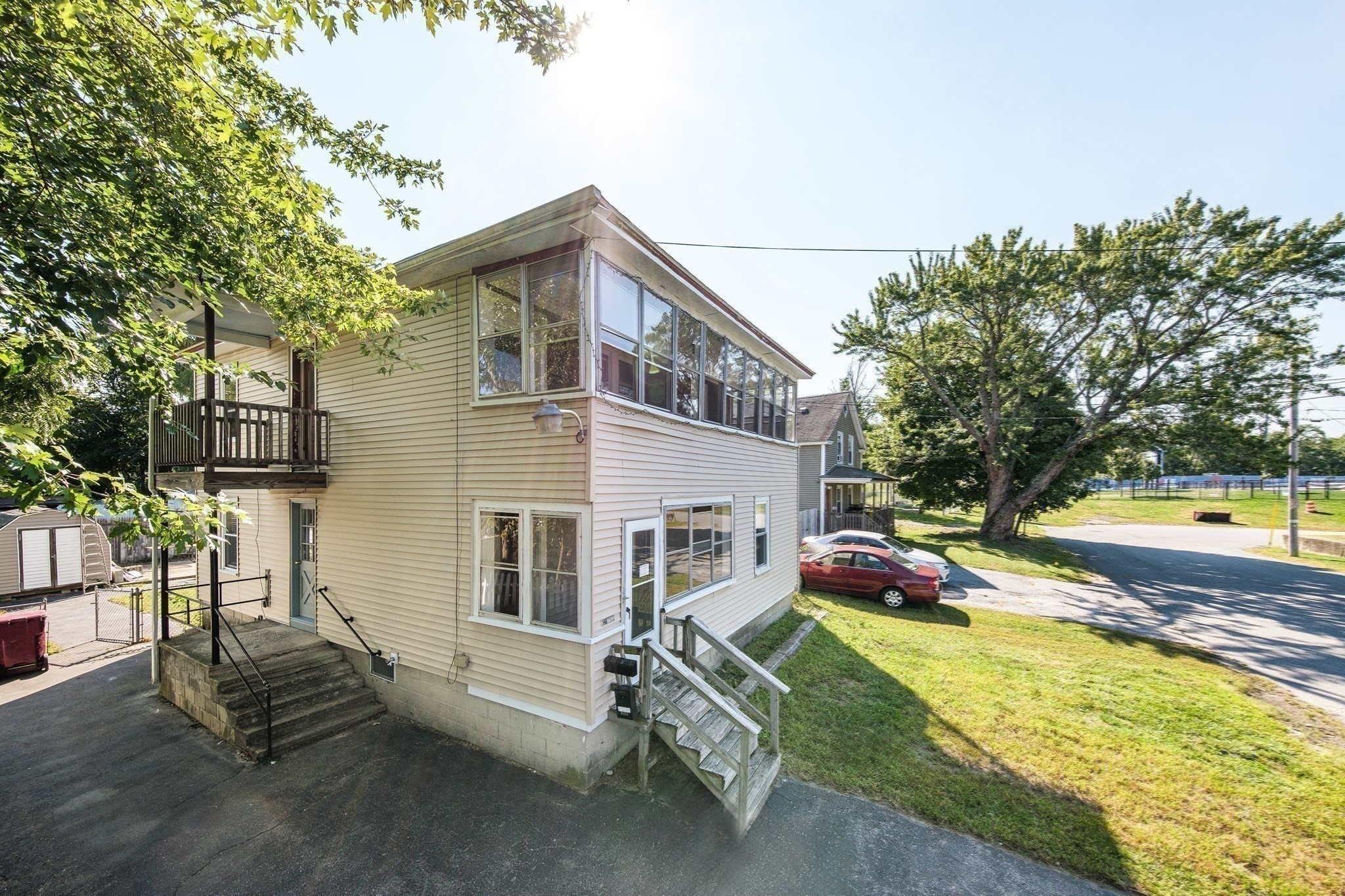 main property photo 15