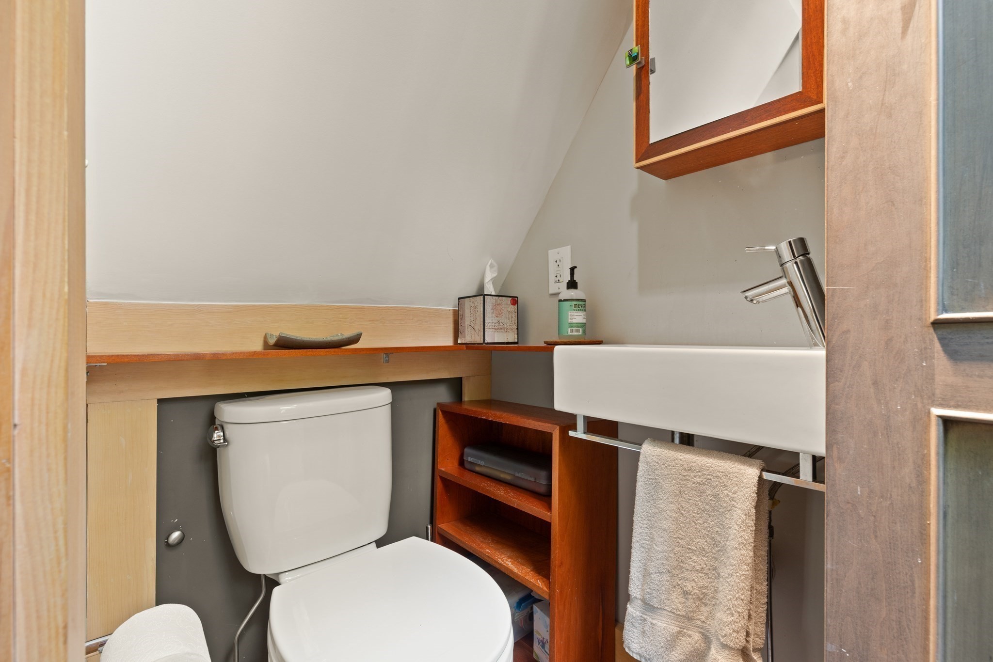 main property photo 24