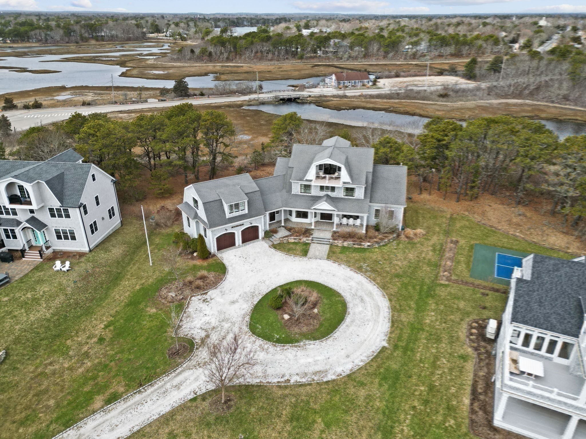 main property photo 39