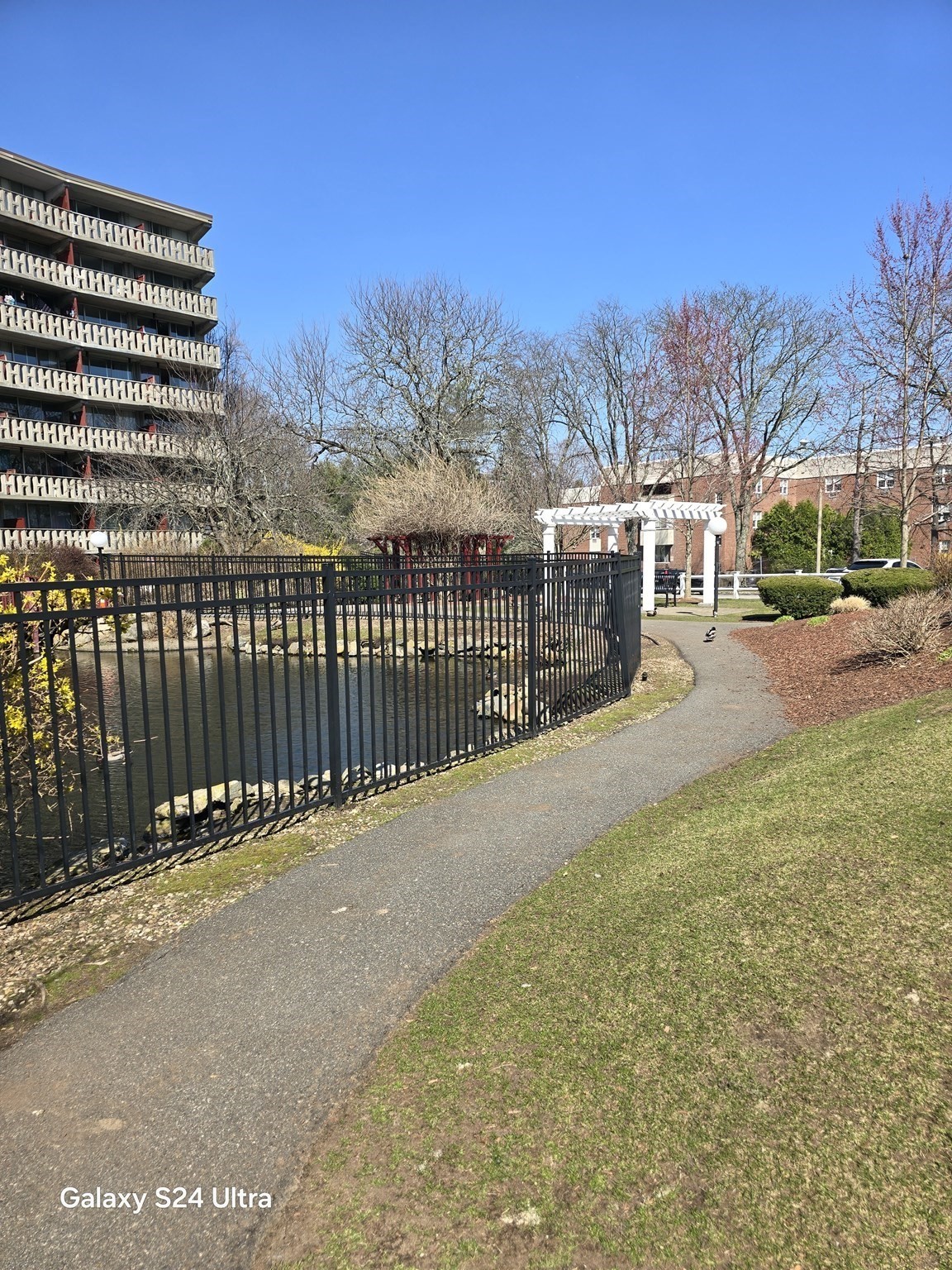 main property photo 16