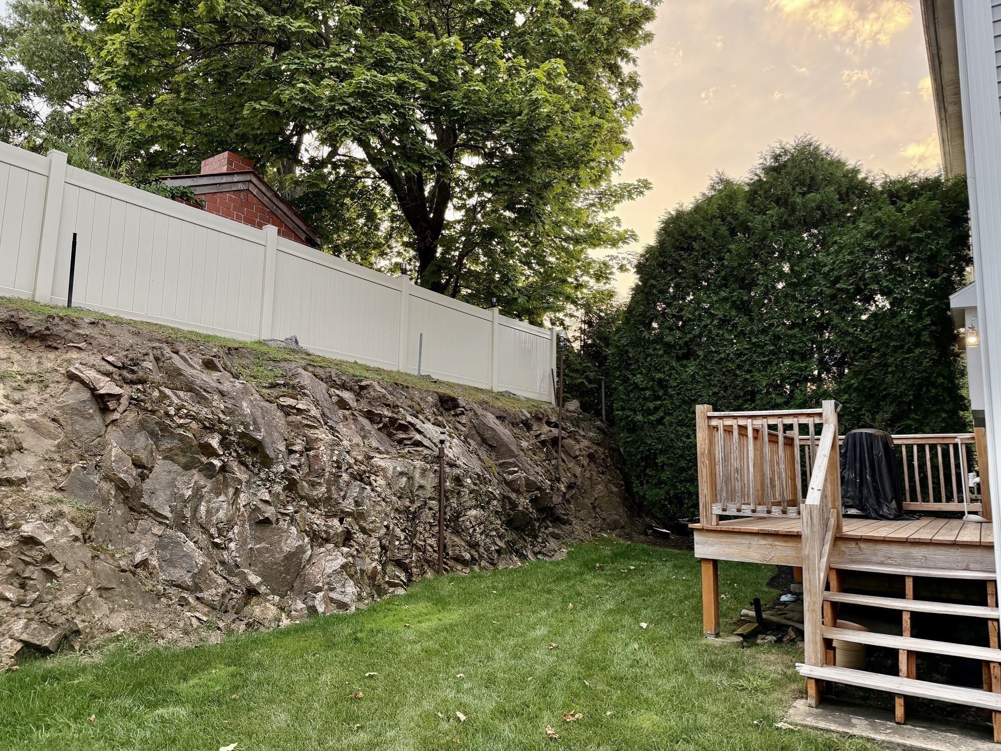 main property photo 34