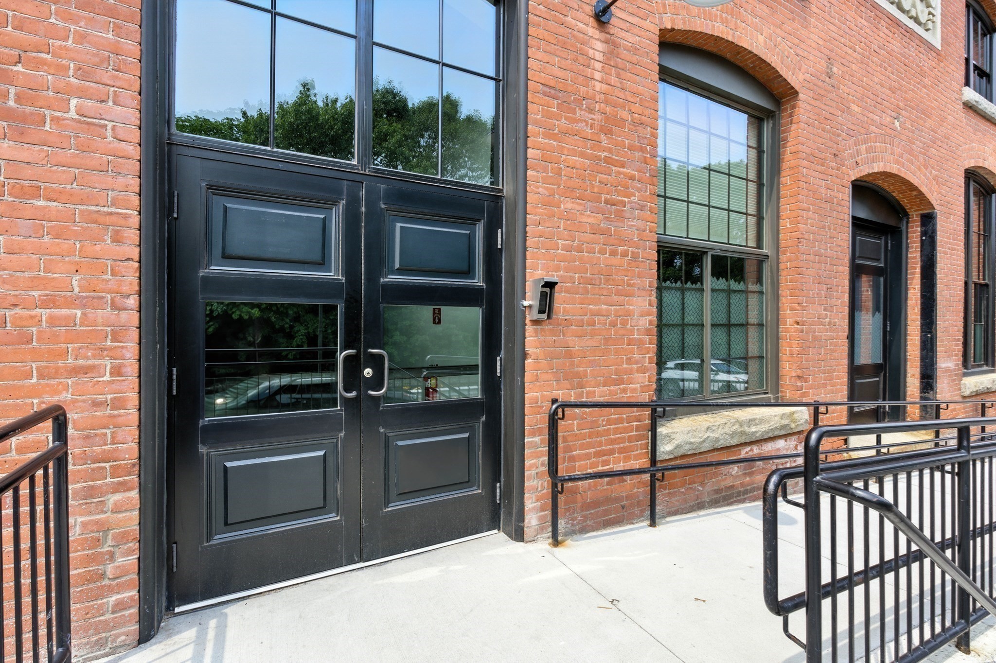 main property photo 24