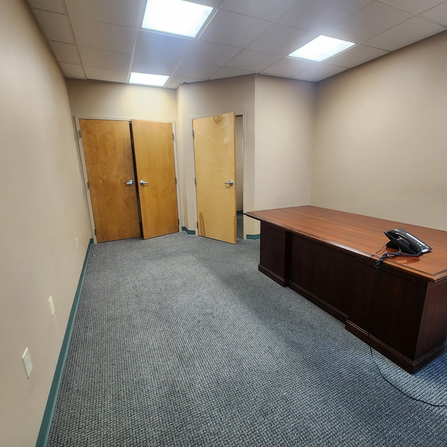 main property photo 17