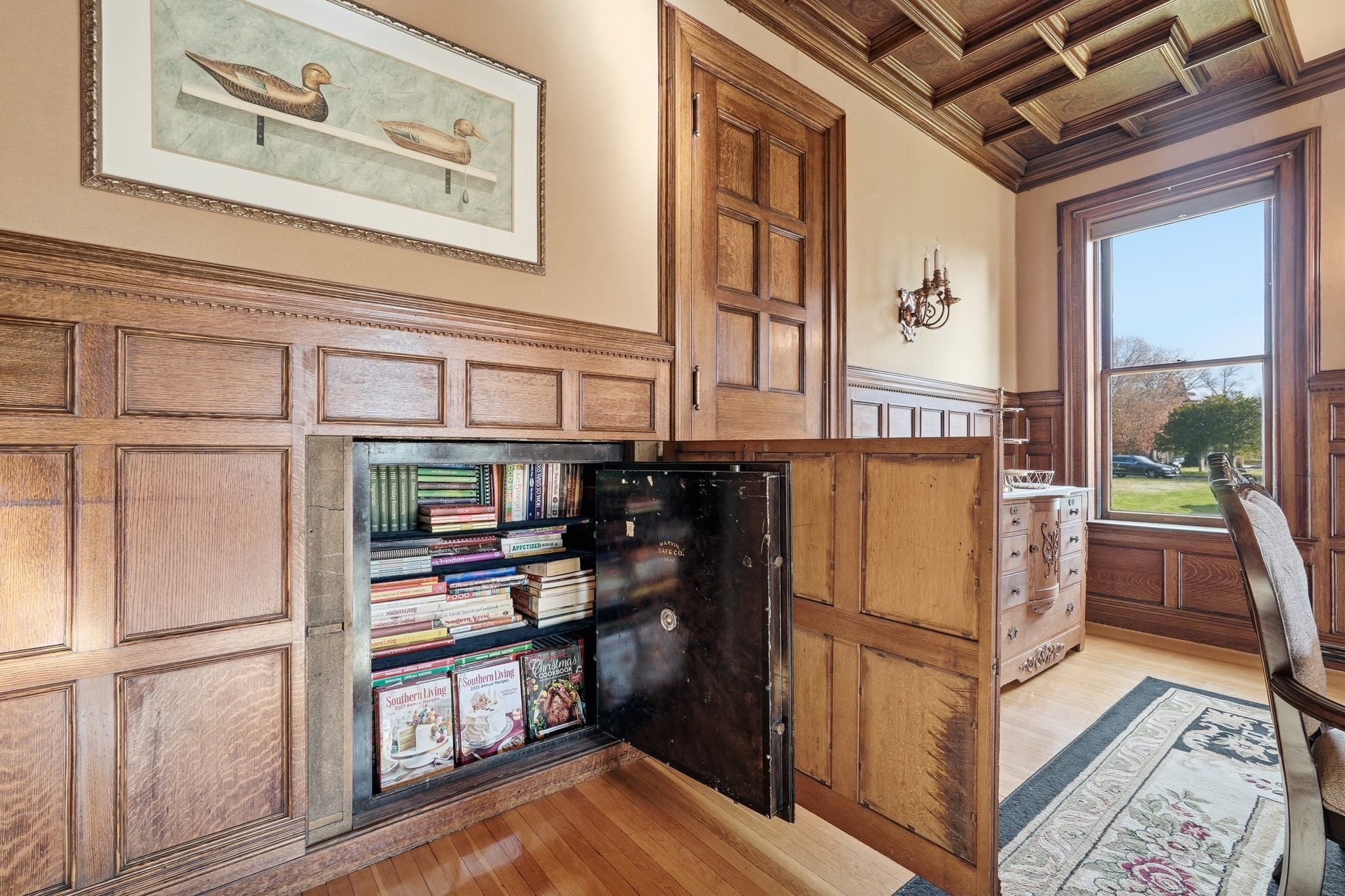 main property photo 9