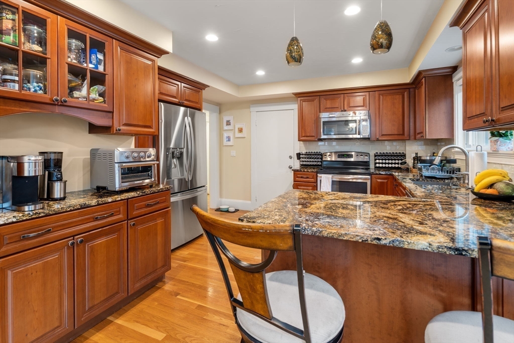 property viewer photo 4