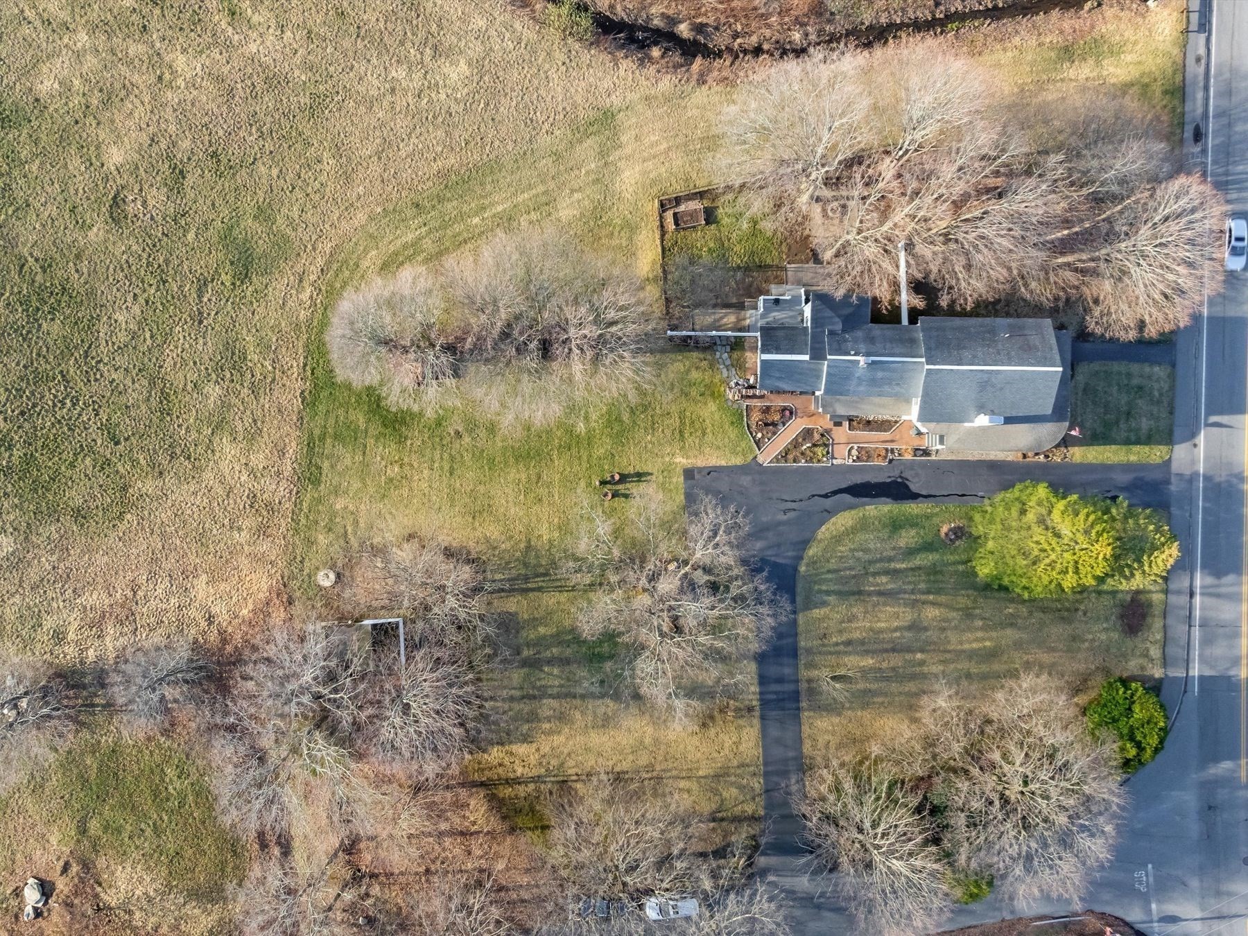 main property photo 39