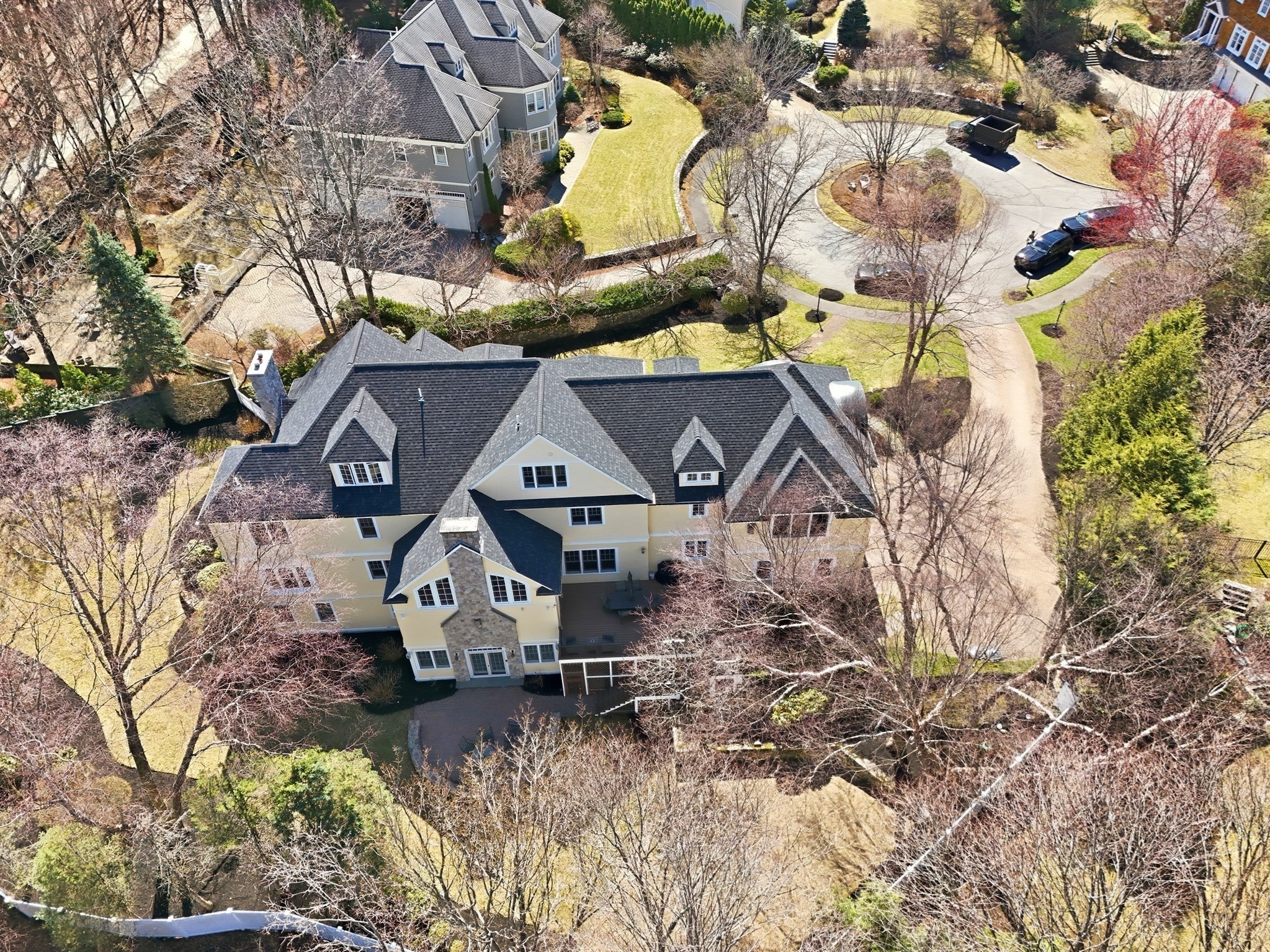 main property photo 4