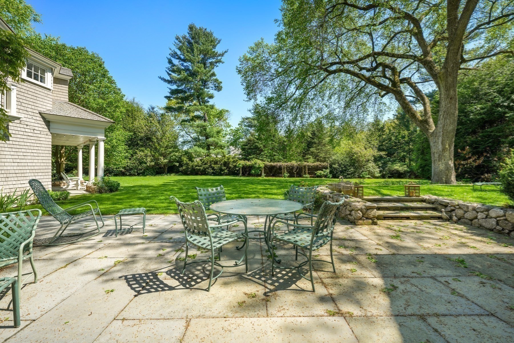 main property photo 22