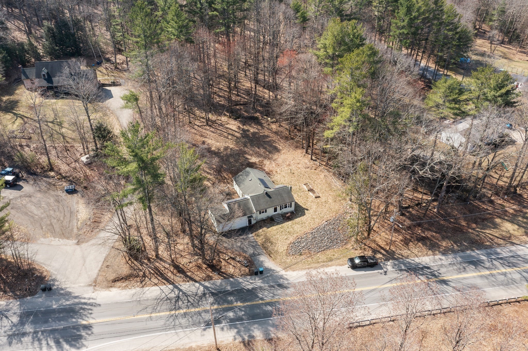 main property photo 40