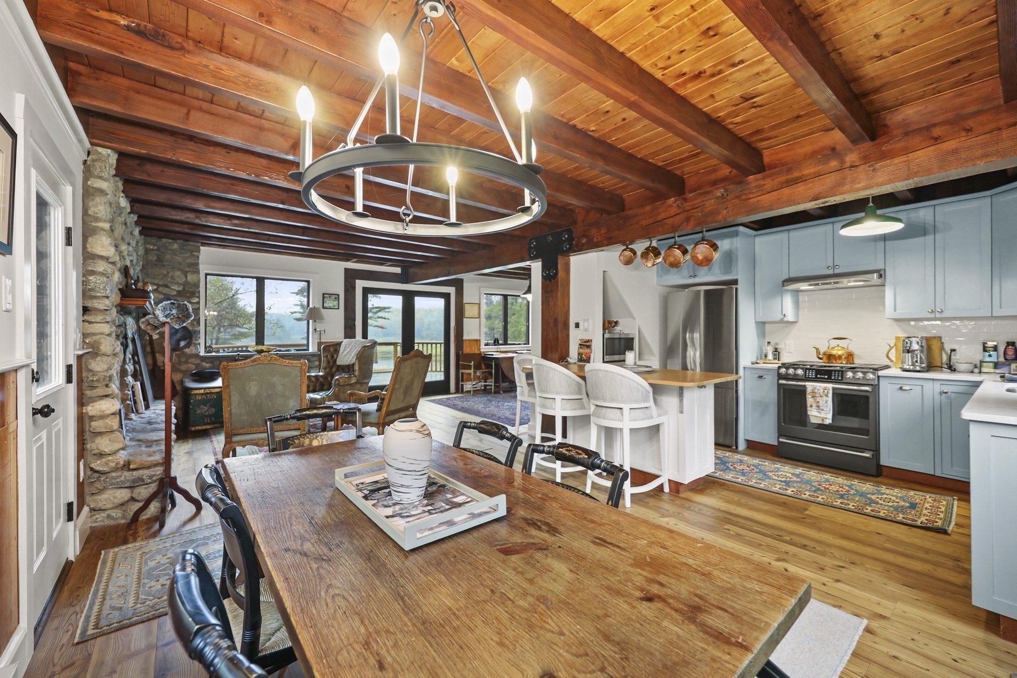 main property photo 13