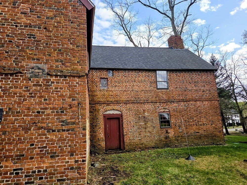 main property photo 25